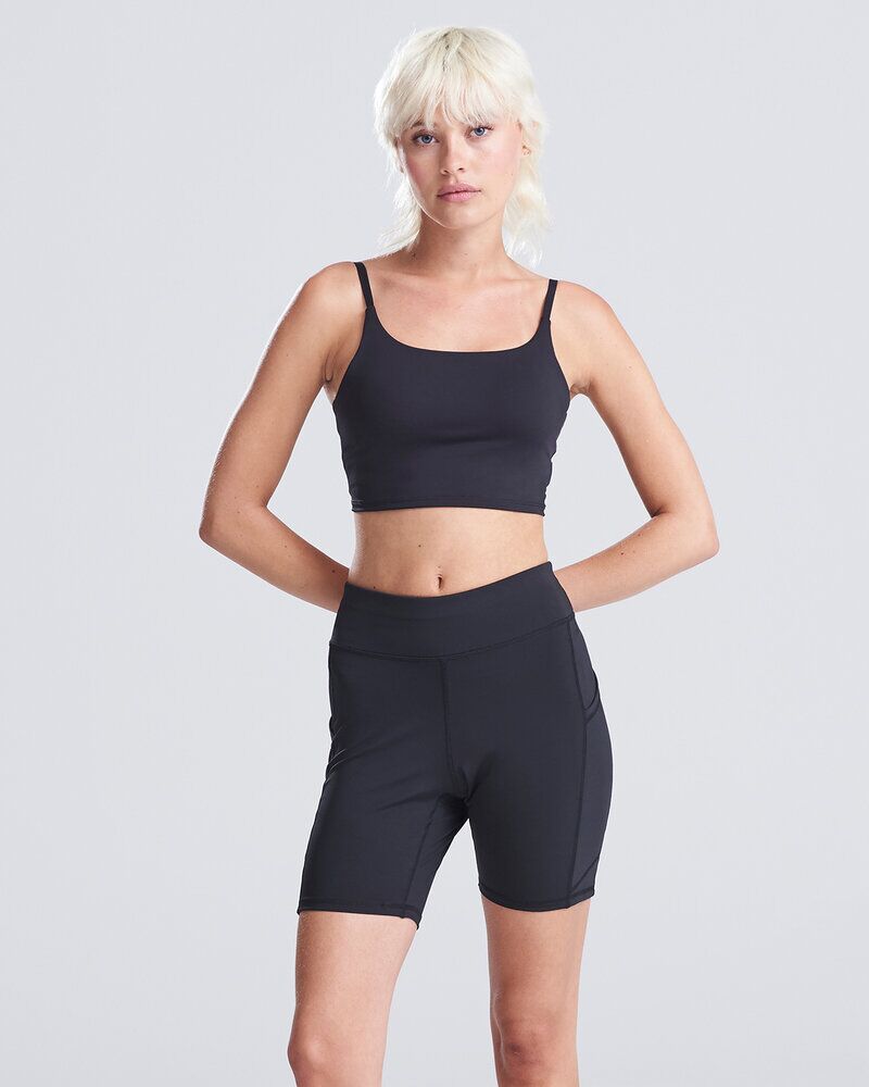 Women’s recycled tech shorts Thumbnail