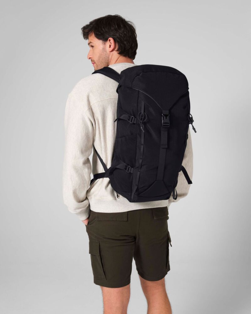 Active Outdoor 30 Litre Backpack Thumbnail