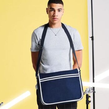 Retro Messenger Thumbnail